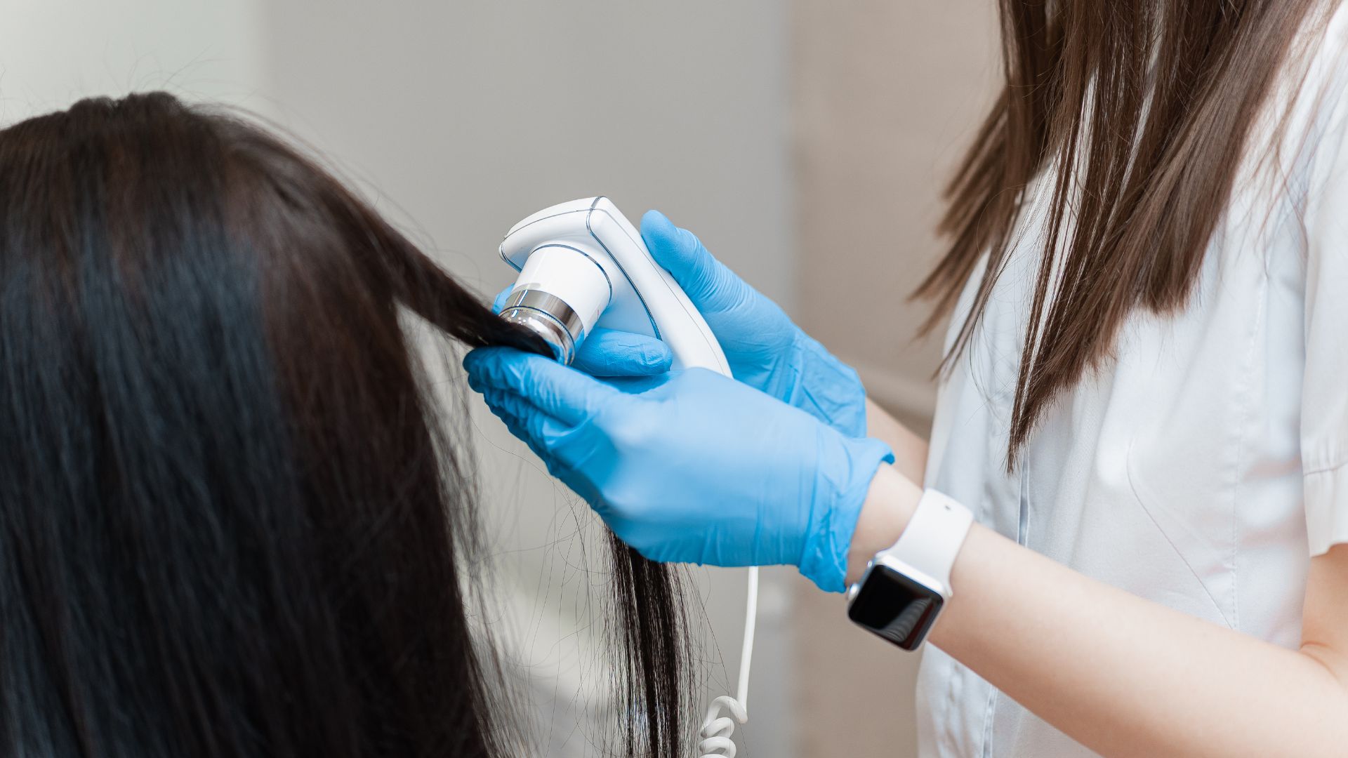 caduta dei capelli – esame con microcamera – farmacia bresciani caduta dei capelli - esame con microcamera - farmacia bresciani